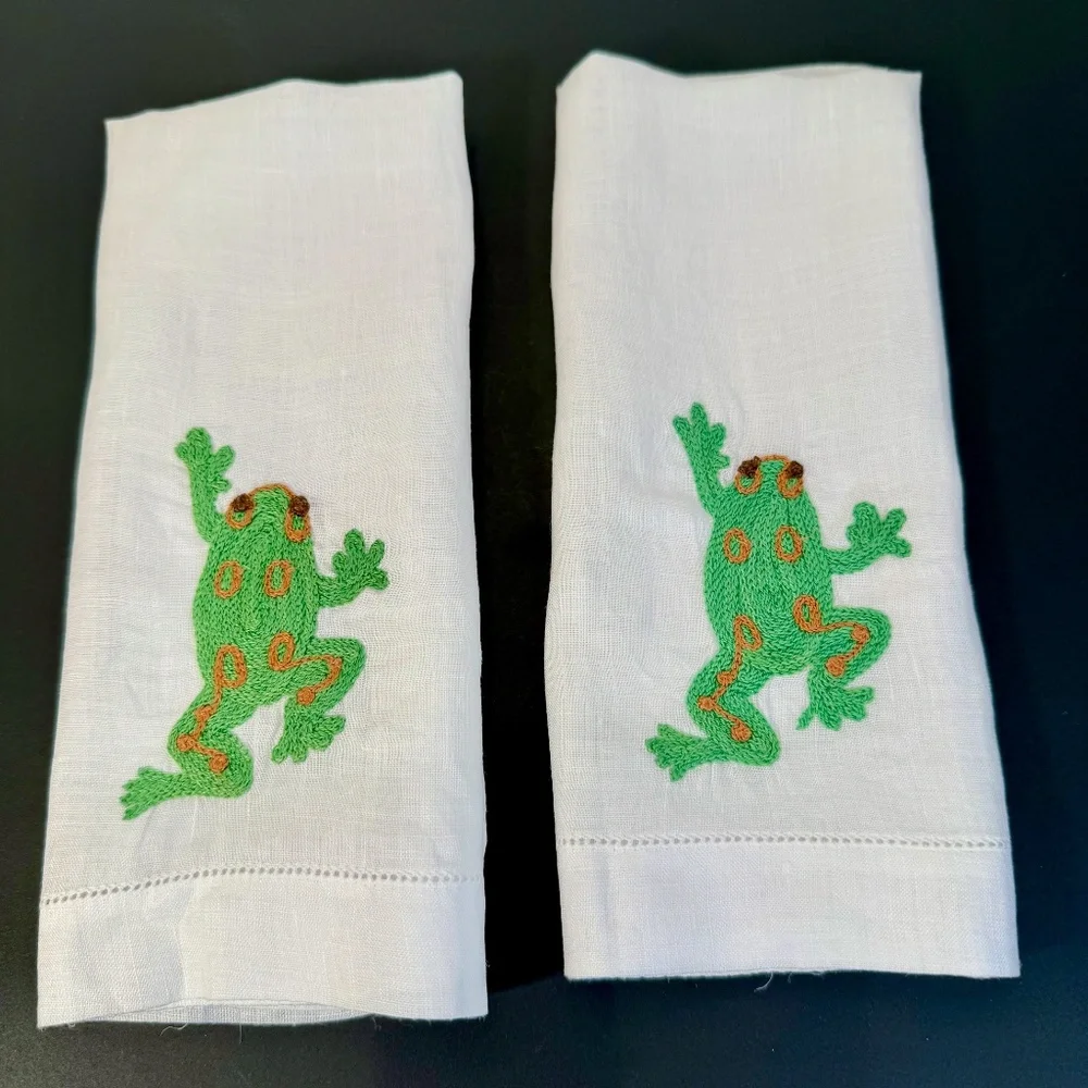 Vintage, 2 Unused White Madeira Linen , Embroidered Frog Finger Tip Guest Towels